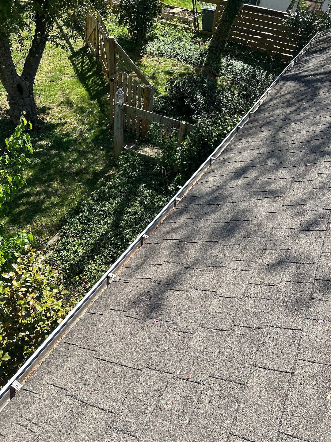 Louisa County Gutter Cleaning Service